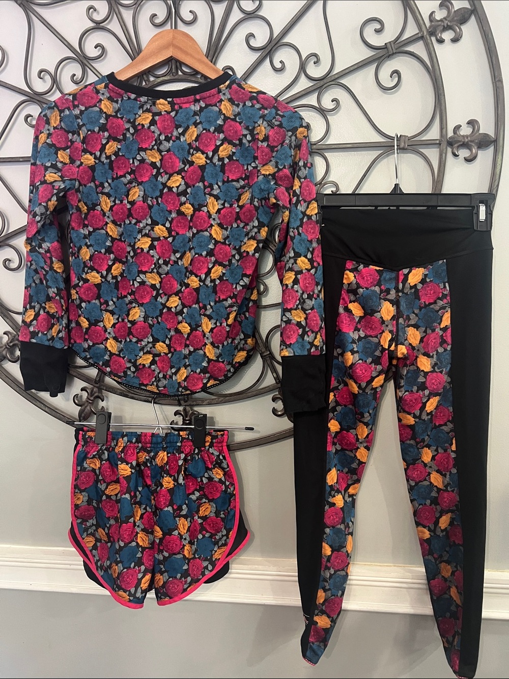 Nike Girls’ Floral Three-Piece Active Set in Black, Pink, Blue & Yellow - Picture 9 of 10